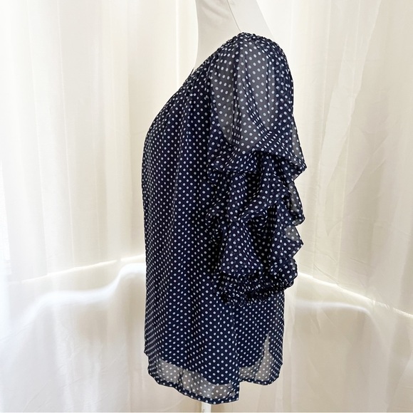 Ruffle sleeves blouse Size Medium - Picture 2 of 12